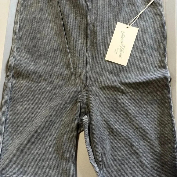 Universal Thread Pants - Universal Thread Women's Black Shorts Size Small